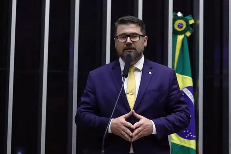 Deputado Marcos Pollon alega que núcleo do governo não inclui polícias (Foto: Bruno Spada/Agência Câmara)
