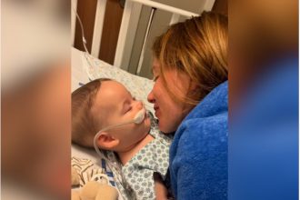 Virginia Fonseca com filho caçula: tratamento contra bronquiolite (Imagem: Instagram/Reprodução)
