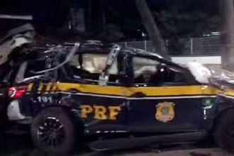 Carro da PRF acidente no Rio de Janeiro
