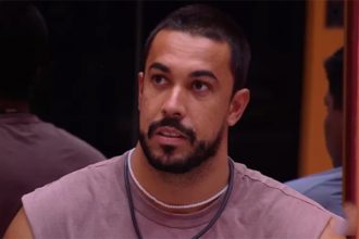 Maike foi eliminado em disputa apertada com Vinícius no BBB 25 (Imagem: Globoplay/Reprodução)
