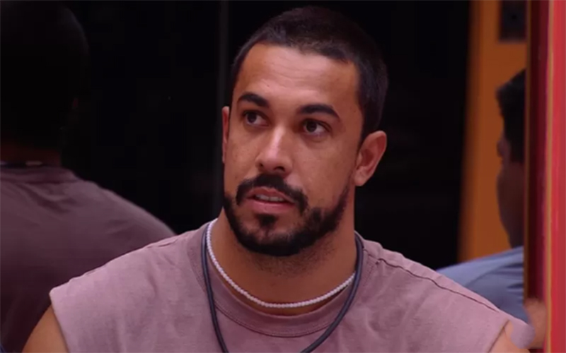 Maike foi eliminado em disputa apertada com Vinícius no BBB 25 (Imagem: Globoplay/Reprodução)