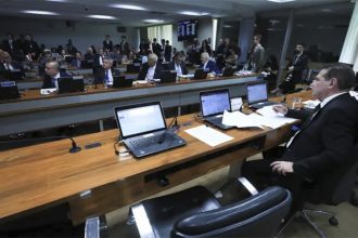 CAE do Senado aprovou PL sem necessidade de ser votado em plenário (Foto: Lula Marques/Agência Brasil)