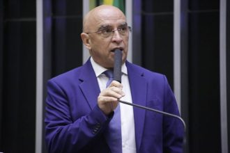 Deputado Mário Heringer defende que, caso ministro do PDT seja demitido, partido deve ficar fora do governo (Foto: Paulo Sergio/Agência Câmara)