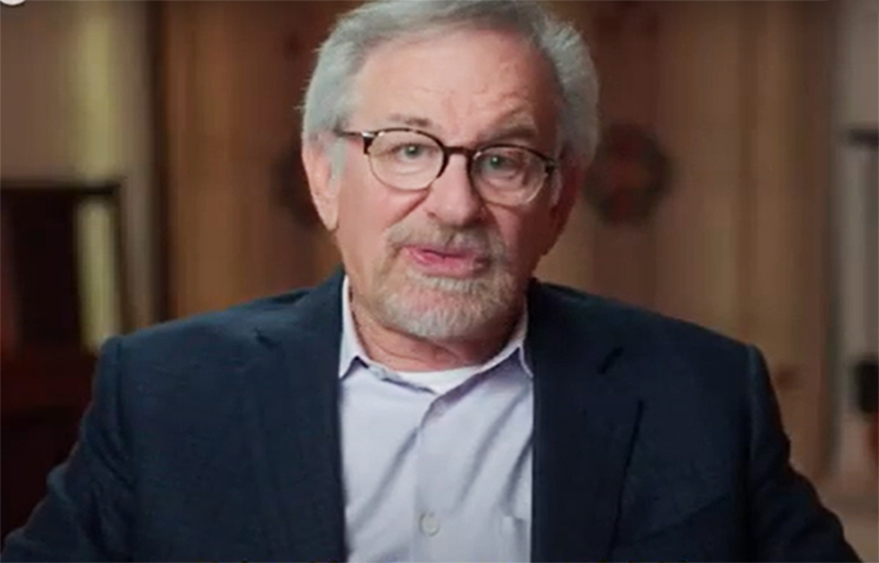 Diretor Steven Spielberg é a celebridade mais rica do entretenimento (Imagem: YouTube/Reprodução)