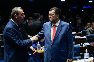 Omar Aziz e Eduardo Braga