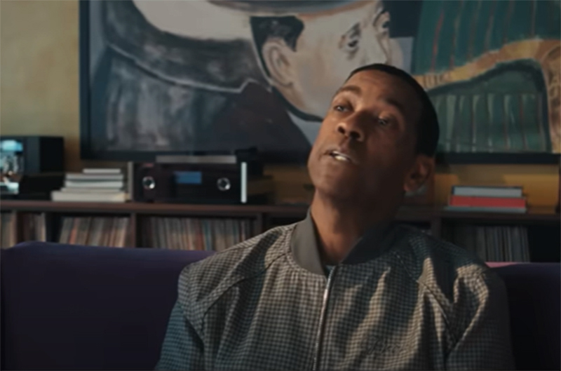 Ator Denzel Washington em cena: astro de novo filme de Spike Lee (Imagem: YouTube/Apple+)
