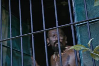 Cena de Mawé: história sobre dilema de jovem indígena em Manaus (Imagem: Trailer/Reprodução)