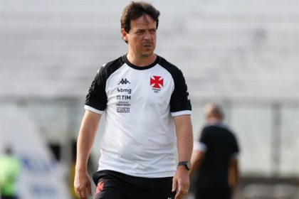 Fernando Diniz reassume o Vasco com o time na 17ª posição do Brasileirão (Foto: Rafael Ribeiro/Vasco)