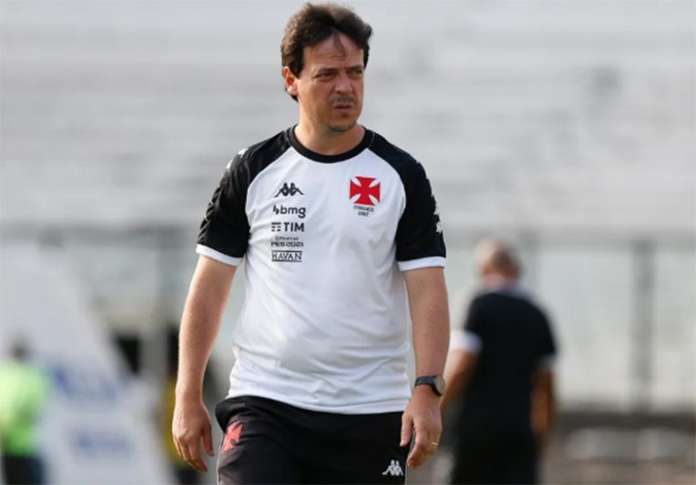 Fernando Diniz reassume o Vasco com o time na 17ª posição do Brasileirão (Foto: Rafael Ribeiro/Vasco)
