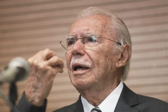 José Sarney no evento da USP: sem comentários sobre o caso Bolsonaro (Foto: Werther Santana/Estadão Conteúdo)