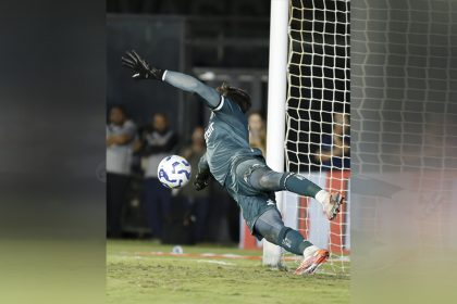 Leo Jardim defende pênalti e classifica o Vasco na Copa do Brasil (Foto: Matheus Lima/Vasco da Gama)