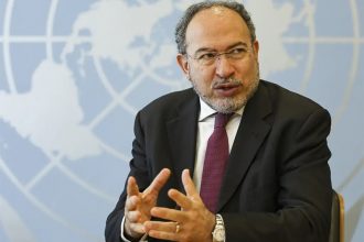 Tawfik Jelassi alerta sobre risco global da desinformação entre os países (Foto: Tânia Rêgo/ABr)