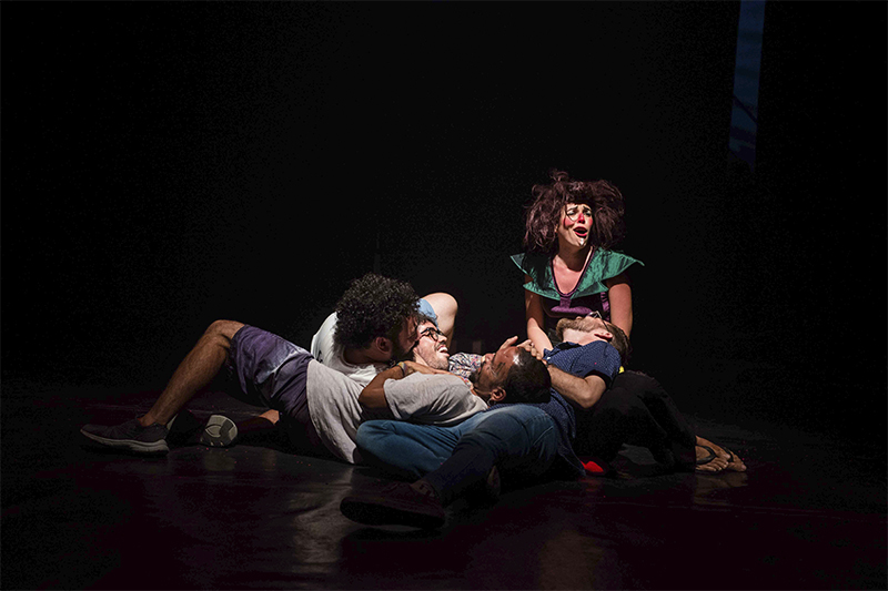 Show de palhaços: Festival Lona Aberta ocorrerá em setembro (Foto: Barravento/Divulgação)