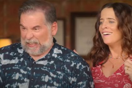 Leandro Hassum e Karina Ramil em cena de filme da Netflix (Imagem: rivalidade entre Brasil e Argentina Netflix/Reprodução)