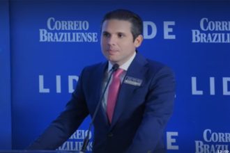 Deputado Hugo Motta diz que alertou governo Lula sobre reação ao aumento do IOF (Imagem: Dailymotion/YouTube/Reprodução)