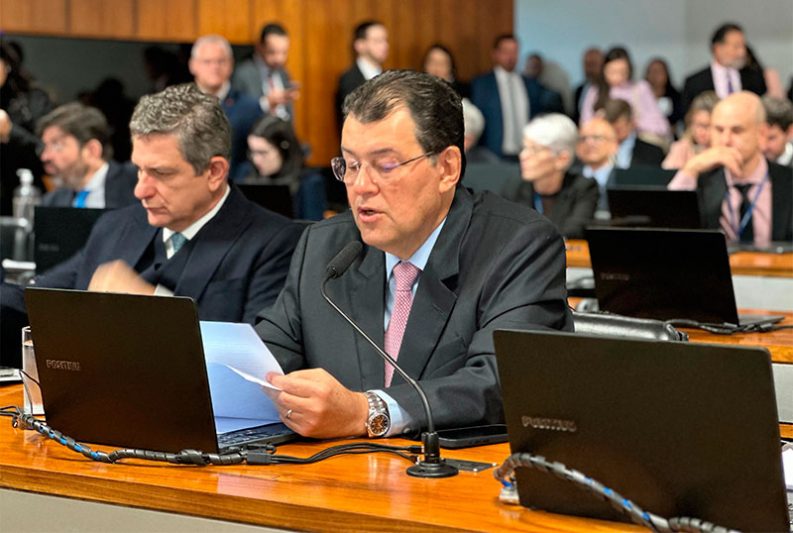 Senador Eduardo Braga