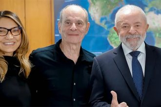 Janja, Ney Matogrosso e o presidente Lula: debate sobre lei para proteger animais (Foto: Ricardo Stuckert/PR)