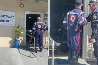 Socorristas do Samu levaram homem ferido para o hospital (Foto: PM-AM/Divulgação)