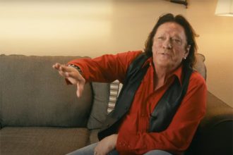 Ator Michael Madsen morreu, provavelmente de parada cardíaca, segundo seu empresário (Imagem: YouTube/Reprodução)