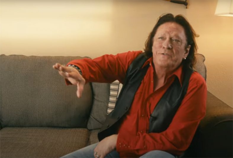 Ator Michael Madsen morreu, provavelmente de parada cardíaca, segundo seu empresário (Imagem: YouTube/Reprodução)