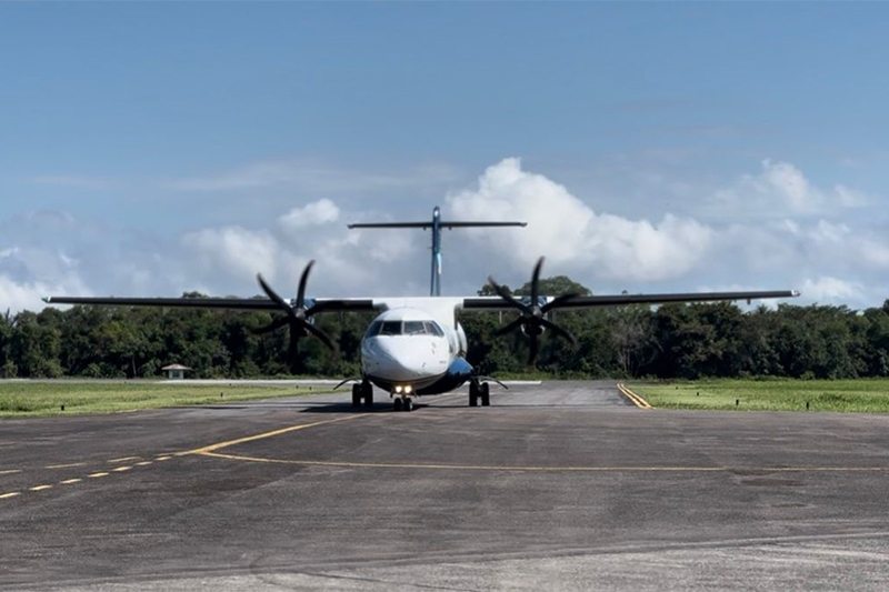 Avião no aeroporto de Parintins: atividade aeroportuário aumento este ano no festival em relação ao ano passado (Foto: Cindacta IV/Divulgação)