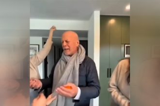 Ator Bruce Willis em momento familiar: piora na saúde devido à demência (Imagem: Instagram/Reprodução)