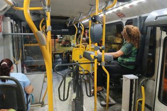 Passe livre estudantil nos ônibus de Manaus será permanente a partir de 2026 (Foto: Milton Almeida/AM ATUAL)