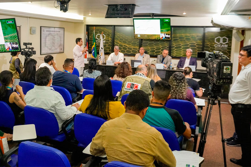 Cieam com jornalistas