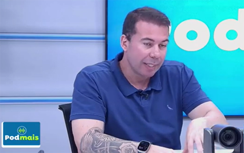 Delegado Bruno Fraga explicou portaria sobre normas para entrevistas e uso de redes sociais na Polícia Civil (Imagem: Pod Mais/YiuTube)