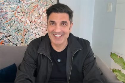 Edu Guedes agradeceu fãs por apoio para tratamento de câncer (Imagem: YouTube/Reprodução)