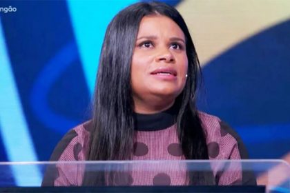 Eliza Feitosa errou nome do jogador Alcides Ghiggia no Domingão com Huck (Imagem: TV Globo/Reprodução)