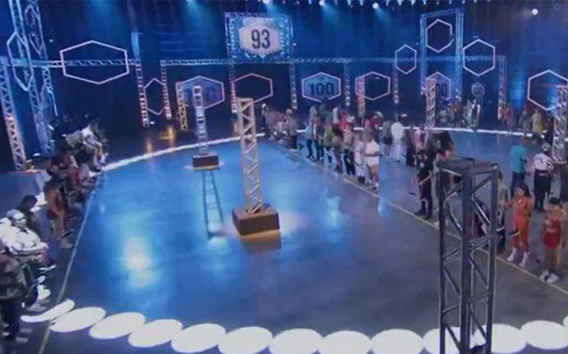 Game dos 100, novo reality da TV Record, agora só tem 90 participantes (Imagem: TV Record/Divulgação)