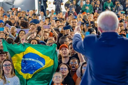 Presidente Lula ao discursar para público em evento do PAC Periferia Viva: crítica aos pobres (Foto: Ricardo Stuckert/PR)
