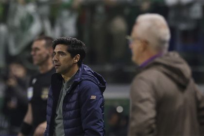 Técnico Abel Ferreira foi xingado pelos torcedores (Foto: Cesar Greco/Palmeiras/by Canon)