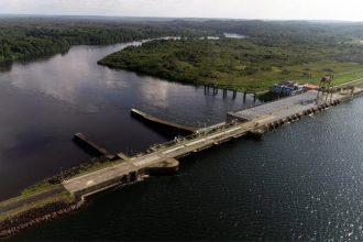 Hidrelétrica de Balbina: comissão vai analisar impactos ambientais e humanos da usina (Foto: Ufam/Divulgação)