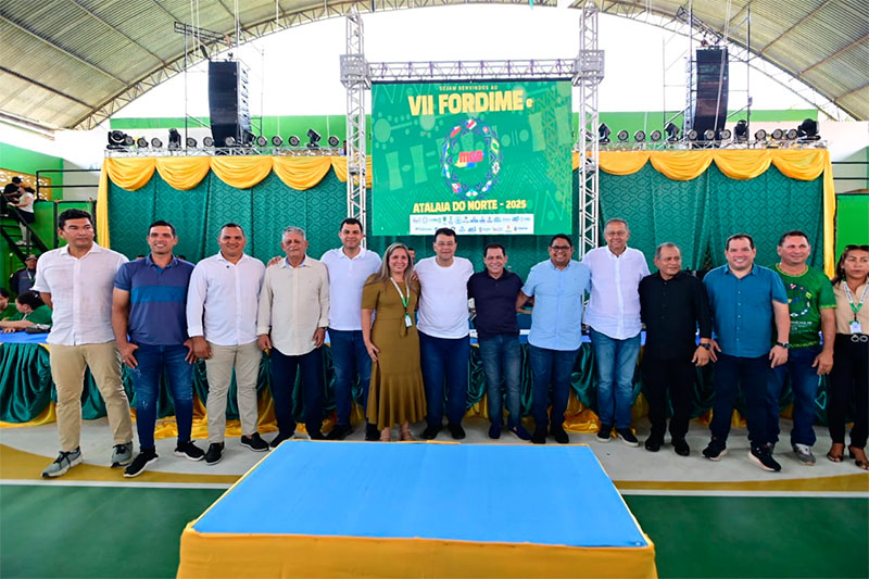 Senador Eduardo Braga e prefeitos do Alto Solimões