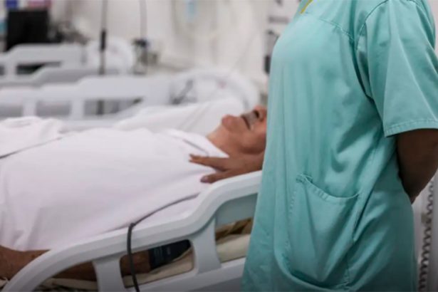 Médicos orientam sobre cuidados no trabalho para evitar contrair doenças (Foto: Marcelo Camargo/ABr)