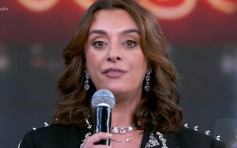 Catia Fonseca disse que dançar é um desafio no programa Domingão com Huck (Imagem: TV Globo/Reprodução)