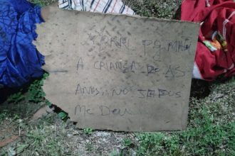 Bilhete foi encontrado no corpo de homem ainda não identificado (Foto: WhatsApp/PM-AM/Reprodução)