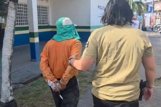 A prisão foi realizada no bairro Tancredo Neves, na zona leste (Foto: WhatsApp/Reprodução)