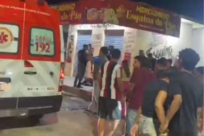 Na fuga, uma pessoa não identificada efetuou tiros contra a dupla (Foto: WhatsApp/Reprodução)