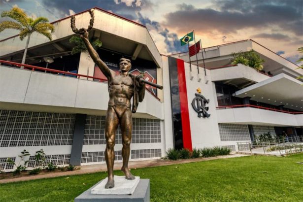 Sede do Flamengo: ONG processa o clube por racismo institucional (Foto: CRF/Divulgação)