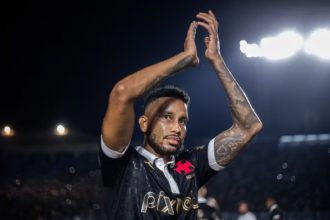 Jair marcou o gol de empate do Vasco (Foto: Leandro Amorim /CRVG)