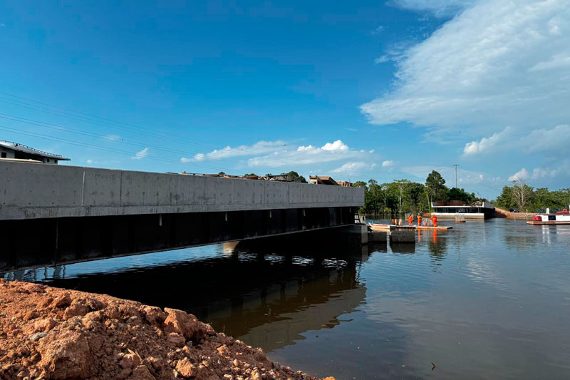 Ponte sobre o Rio Curuçá
