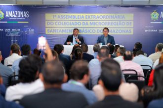 Wilson Lima em assembleia sobre saneamento