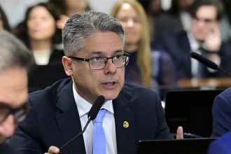 PEC da Blindagem é golpe fatal na legitimidade do parlamento, afirma Alessandro Vieira (Foto: Geraldo Magela/Agência Senado)