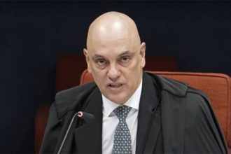 Alexandre de Moraes se manifestou ao abrir sessão da Primeira Turma do STF nesta terça (Imagem: STF/YouTube/Reprodução)