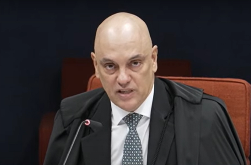 Alexandre de Moraes se manifestou ao abrir sessão da Primeira Turma do STF nesta terça (Imagem: STF/YouTube/Reprodução)