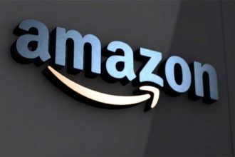 Símbolo da Amazon. Empresa aumentará salários e investirá em redução de custos com saúde