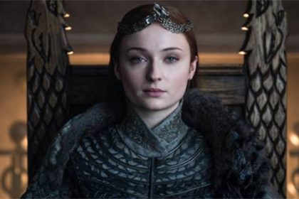 Atriz Sophie Turner é a nova Lara Croft em série do Prime Vídeo (Imagem: HBO YouTube/Reprodução)